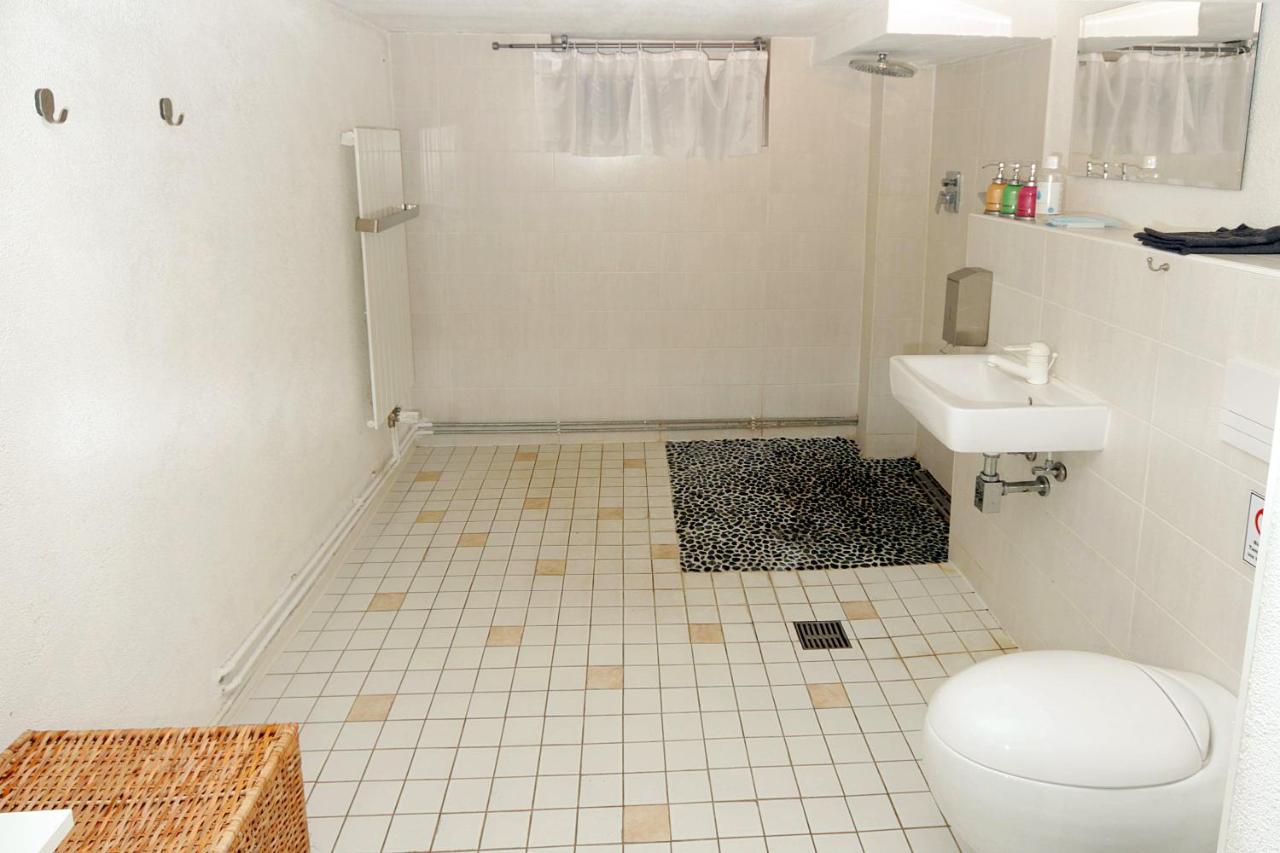 Cozy Souterrain-Half-Basement-Apartment Included 2 Bicycles Berlin Ngoại thất bức ảnh